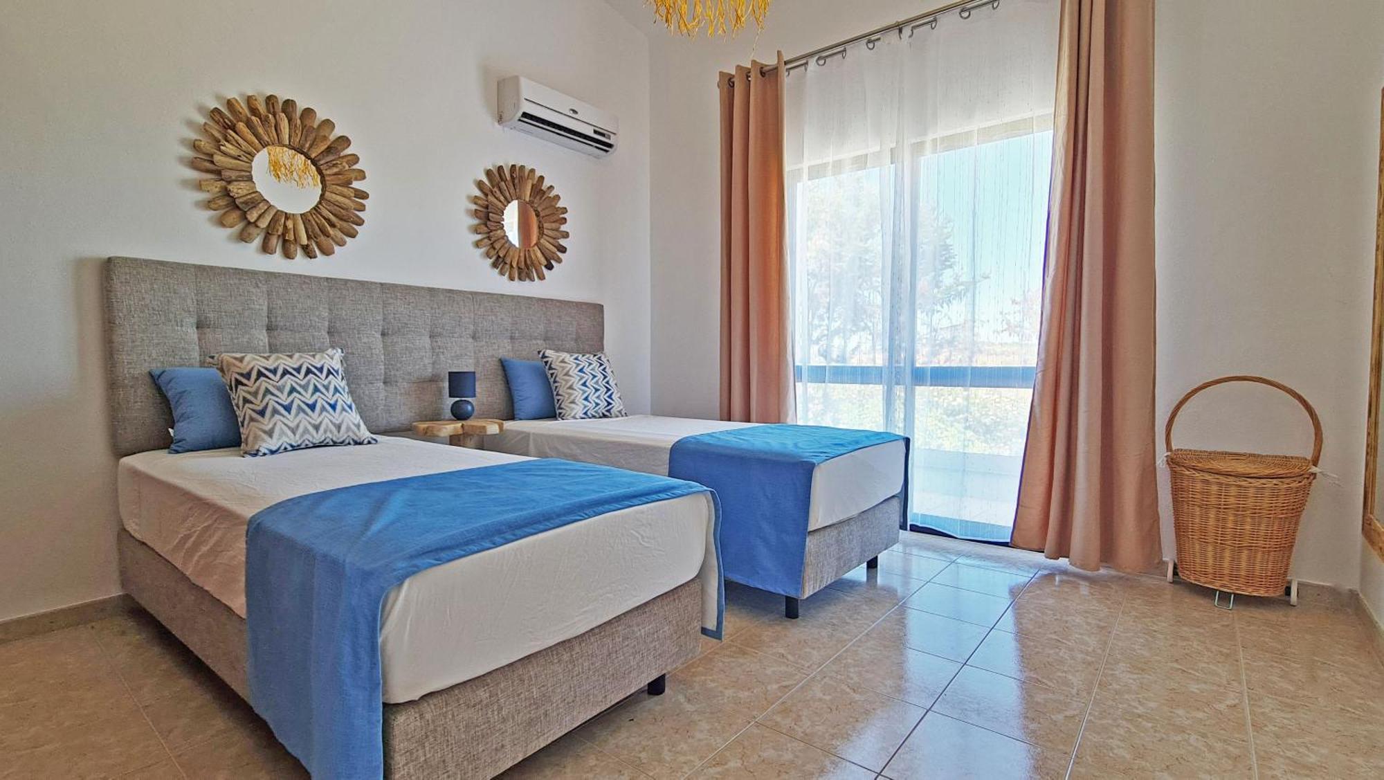 Casa Vitoria - With Private Pool Villa เปรา ภายนอก รูปภาพ