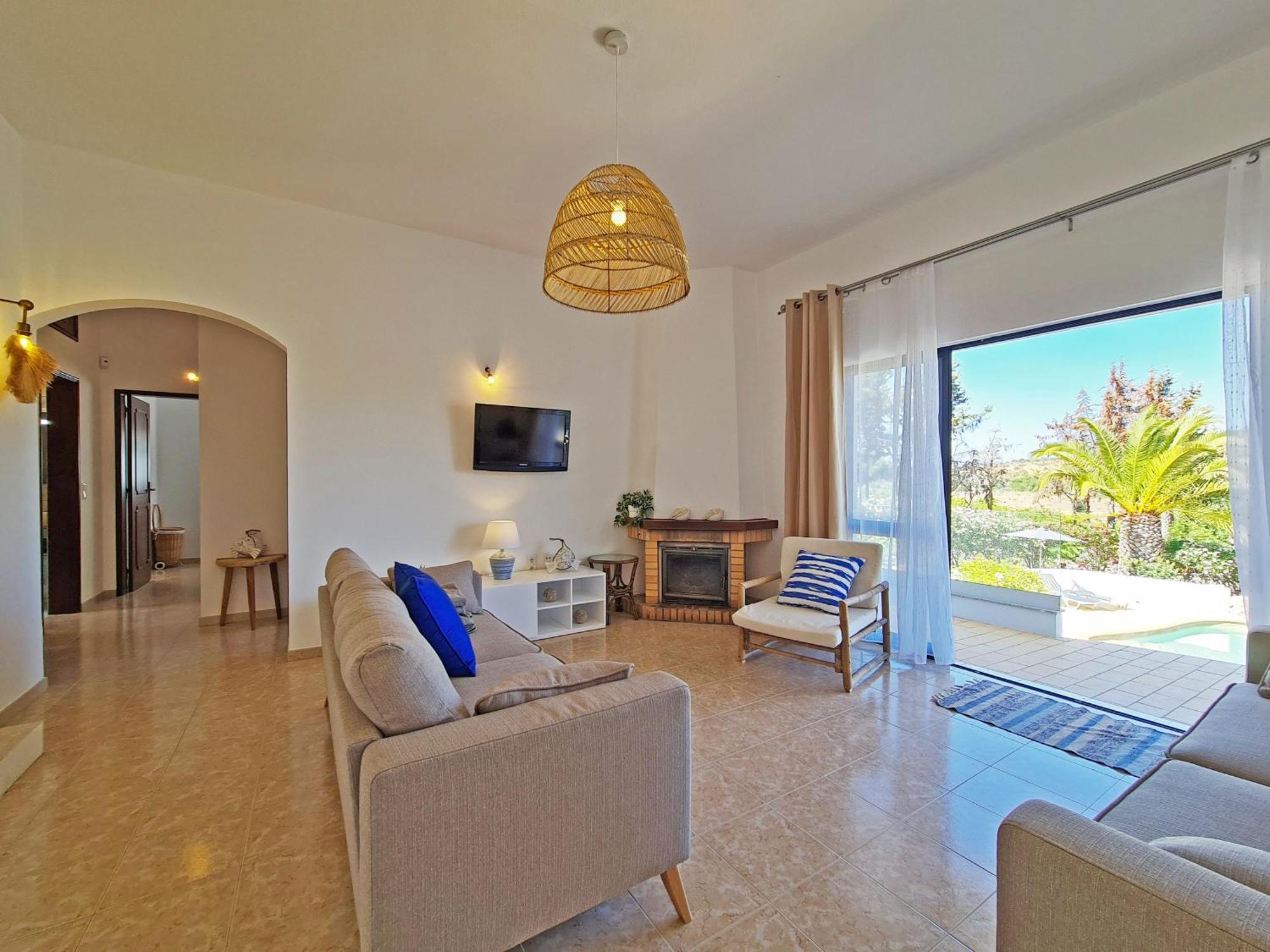Casa Vitoria - With Private Pool Villa เปรา ภายนอก รูปภาพ