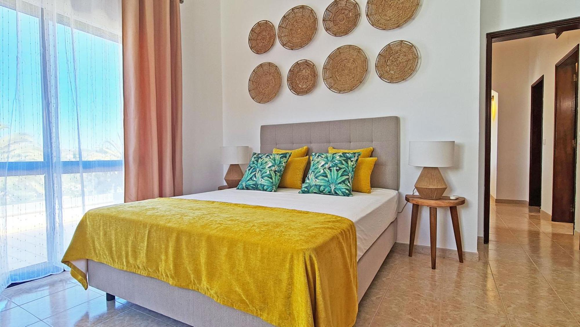Casa Vitoria - With Private Pool Villa เปรา ภายนอก รูปภาพ