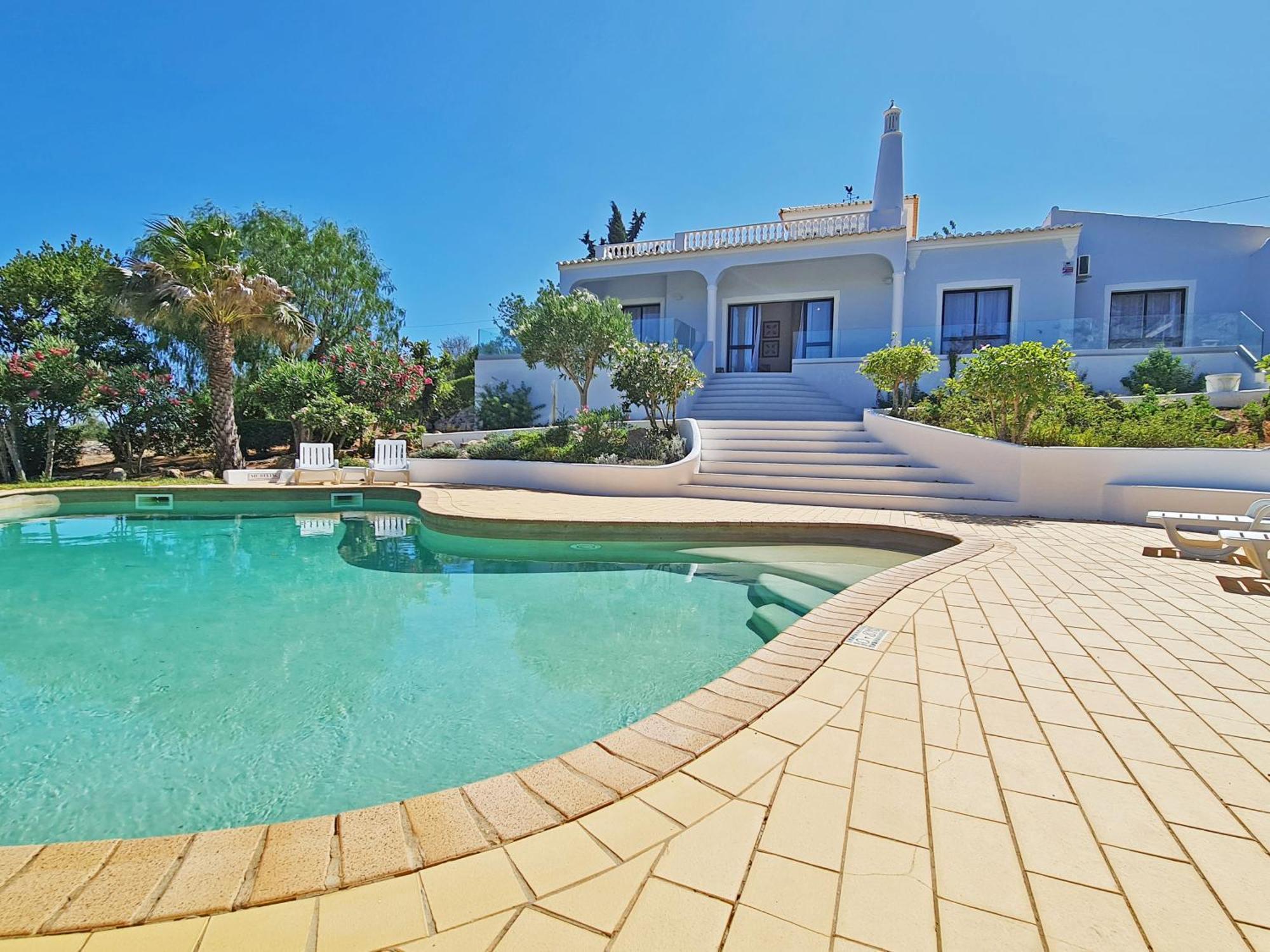 Casa Vitoria - With Private Pool Villa เปรา ภายนอก รูปภาพ